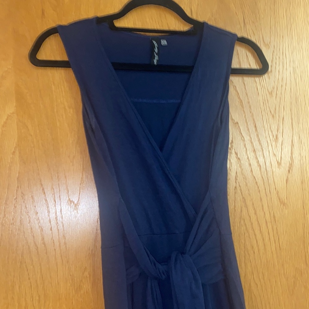 Soft navy maxi dress - Picture 4 of 8